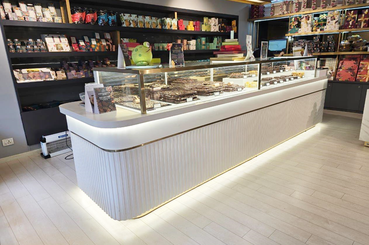 Chocolate Display Cabinets 02