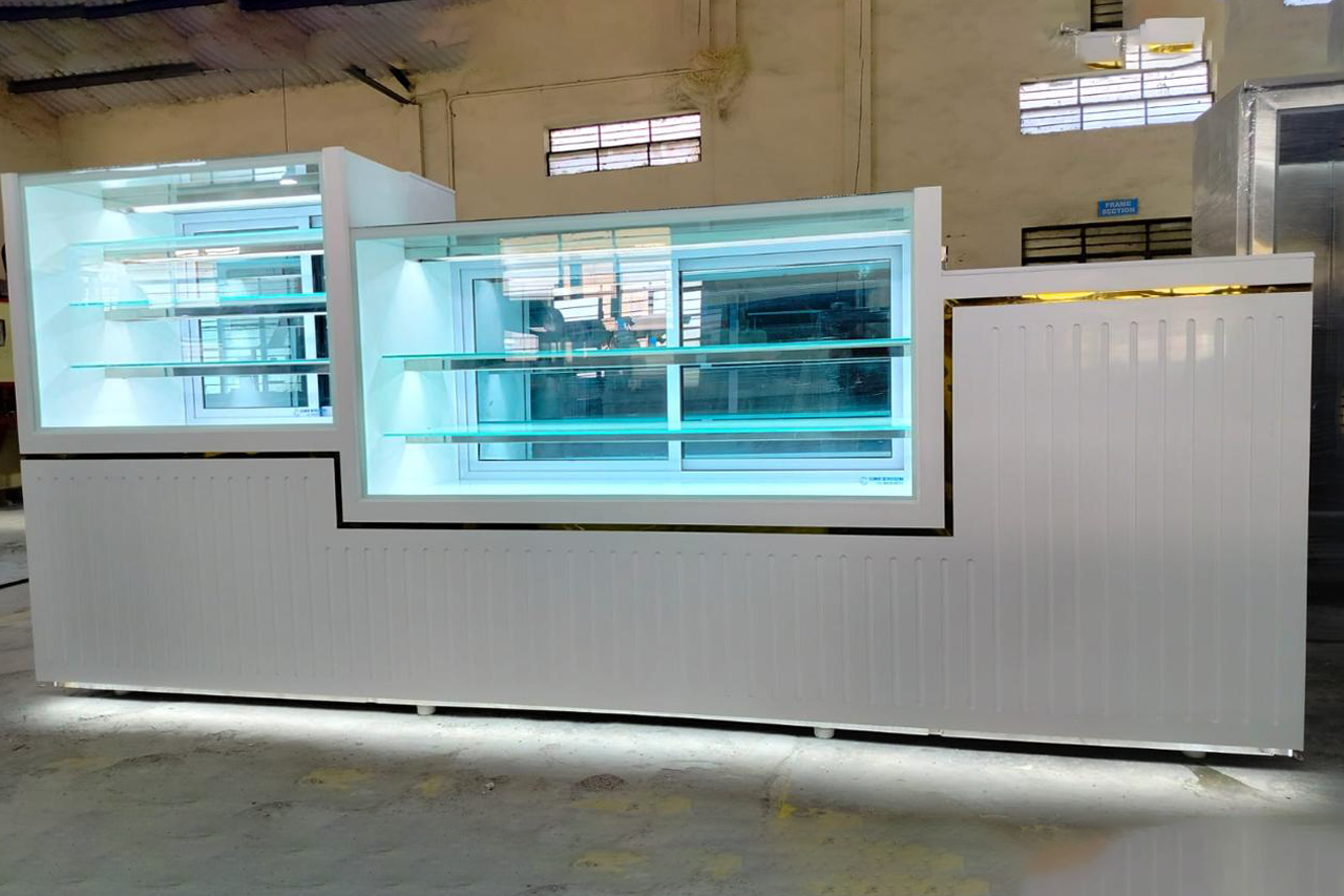 Patisserie Display Cabinets 02